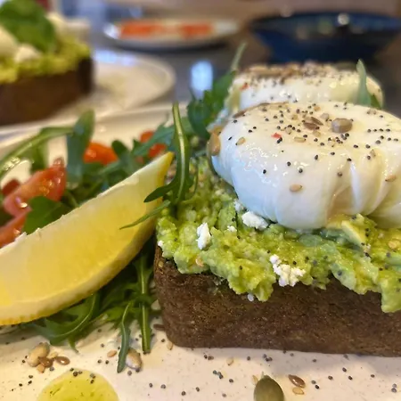 ゲストハウス Banti タリファ